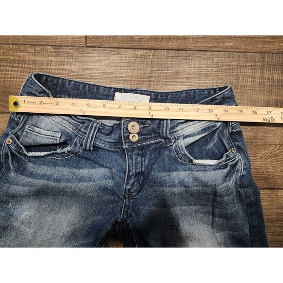 Maurices Bermuda Jean Bermuda Shorts Womens 3/4 Midrise Denim Embroidered - Picture 4 of 6